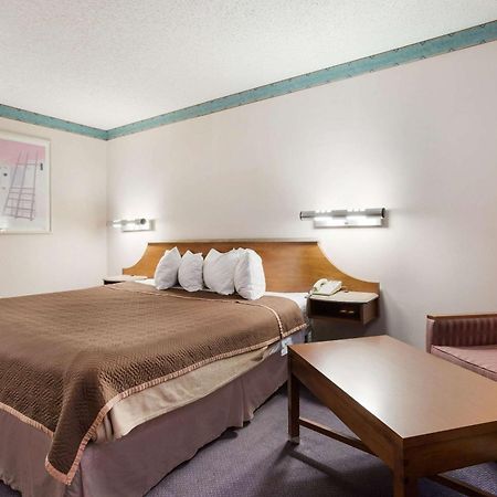 Rodeway Inn Gallup Exteriér fotografie